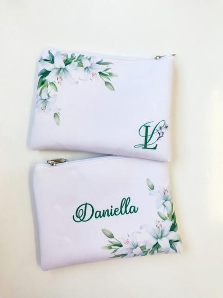 Necessaire Personalizada Flores Brancas Casamento