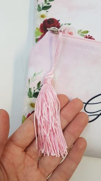 Necessaire Personalizada Rose e Marsala com Pingente