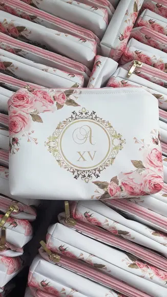 Necessaire Aniversário de Debutante 15 anos com forro