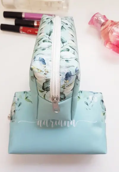 Necessaire Casamento Folhagem Fundo Colorido