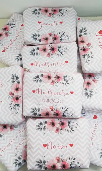 Necessaire Chevron Rosa com Floral Personalizada