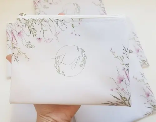 Necessaire Creme com Floral Personalizada