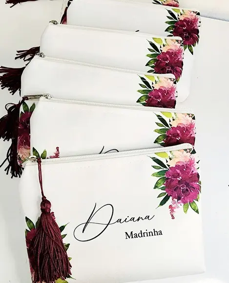 Necessaire Madrinha Marsala com Pingente