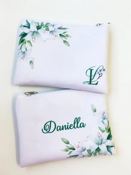 Necessaire Personalizada Flores Brancas Casamento