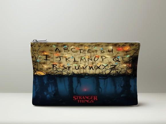 Necessaire Stranger Things