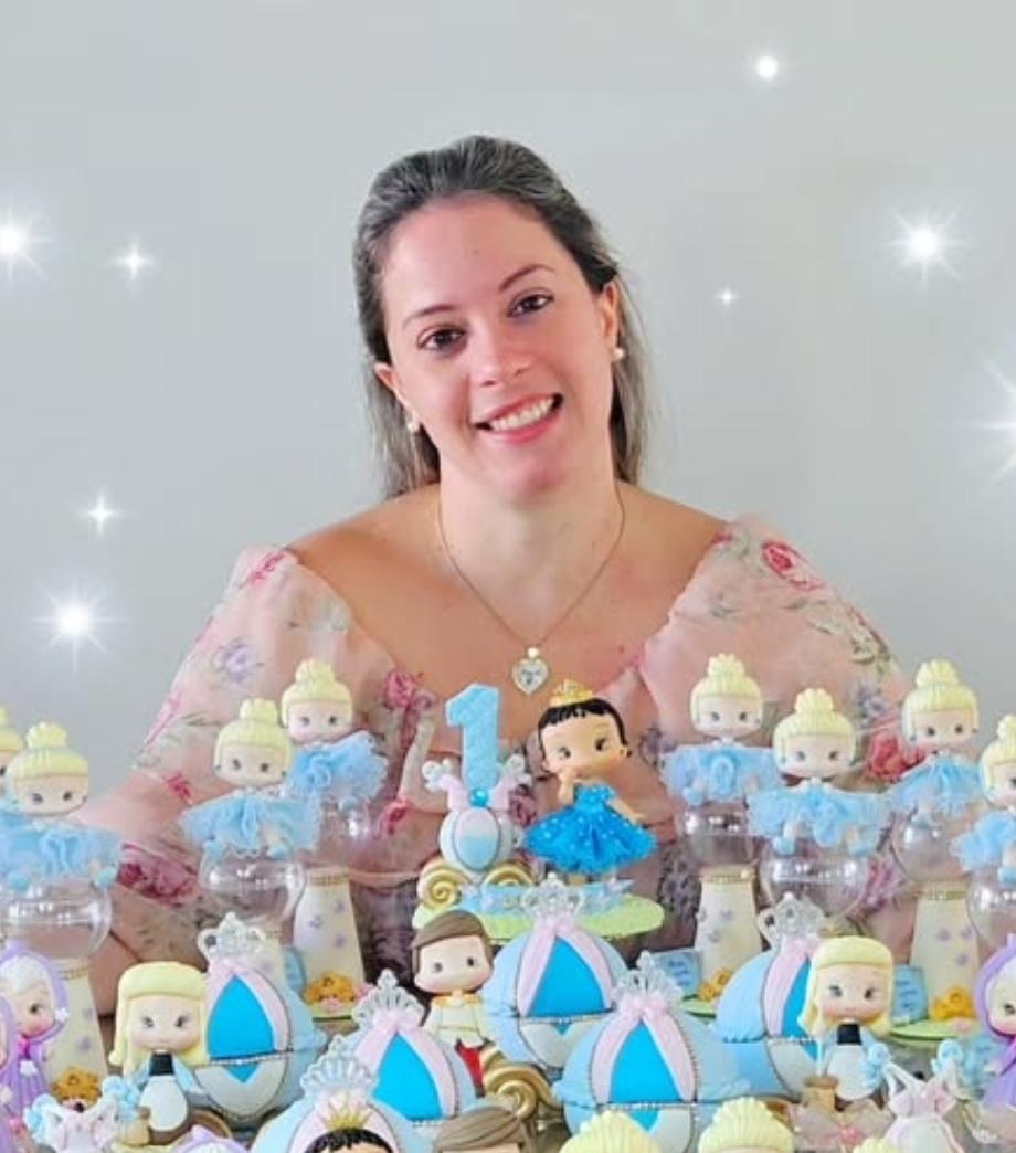 Atelie Aline Vasconcelos Biscuit