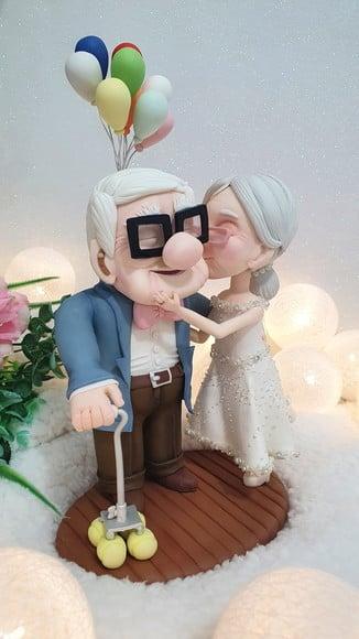 Casal Up Altas Aventuras em Biscuit (carl & Elie)