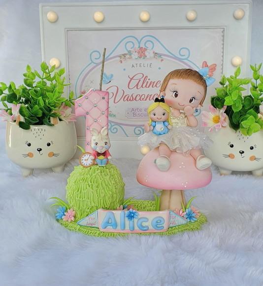 Topo de Bolo Alice País das Maravilhas(personalizada)biscuit