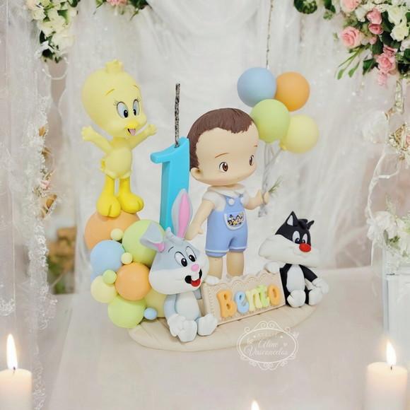 Topo de Bolo Baby Looney Tunes em Biscuit