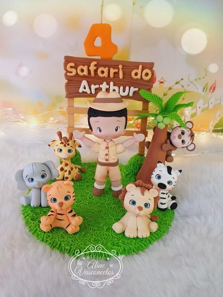 Topo de Bolo Cenário Safari Personalizado em Biscuit