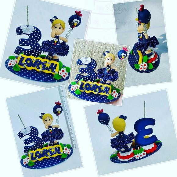 Topo de Bolo Galinha Pintadinha em Biscuit