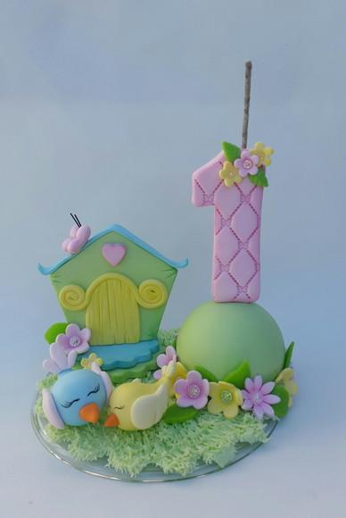 Topo de Bolo Jardim Personalizado em Biscuit