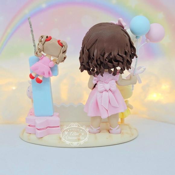 Topo de Bolo Metoo Doll em Biscuit