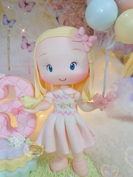 Topo de Bolo Personalizado Jardim Encantado em Biscuit