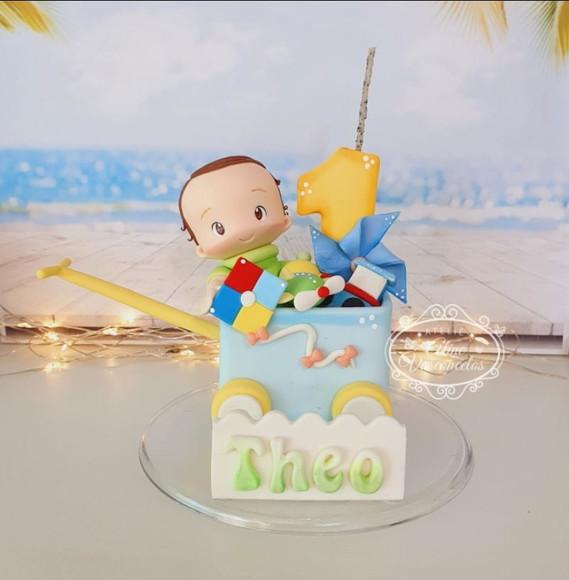 Topo de Bolo Personalizado Tema Brinquedos em Biscuit