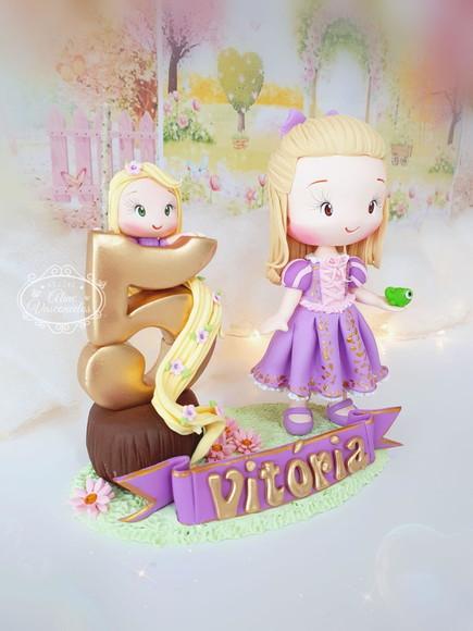 Topo de Bolo Rapunzel (personalizada ) em Biscuit