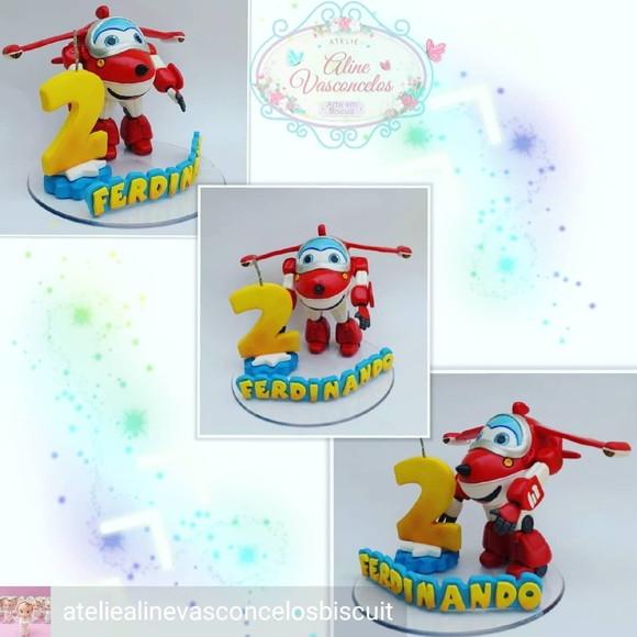 Topo de Bolo Super Wings (jet) em Biscuit
