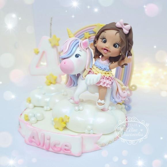 Topo de Bolo Unicórnio Personalizado em Biscuit