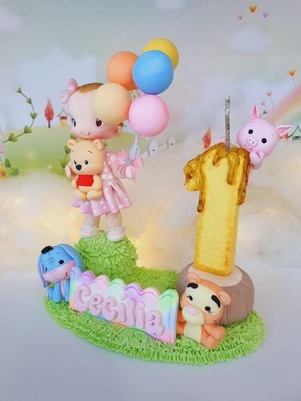 Topo de Bolo Ursinho Pooh Personalizado em Biscuit