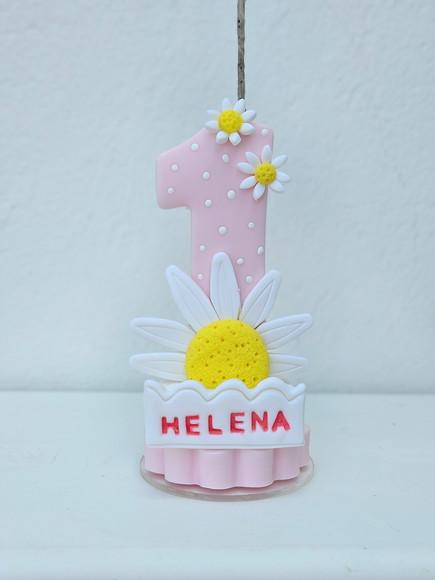 Vela de Aniversário Jardim das Margaridas em Biscuit