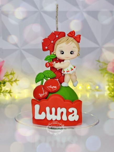 Vela de Aniversário Personalizada Tema Cerejinha em Biscuit