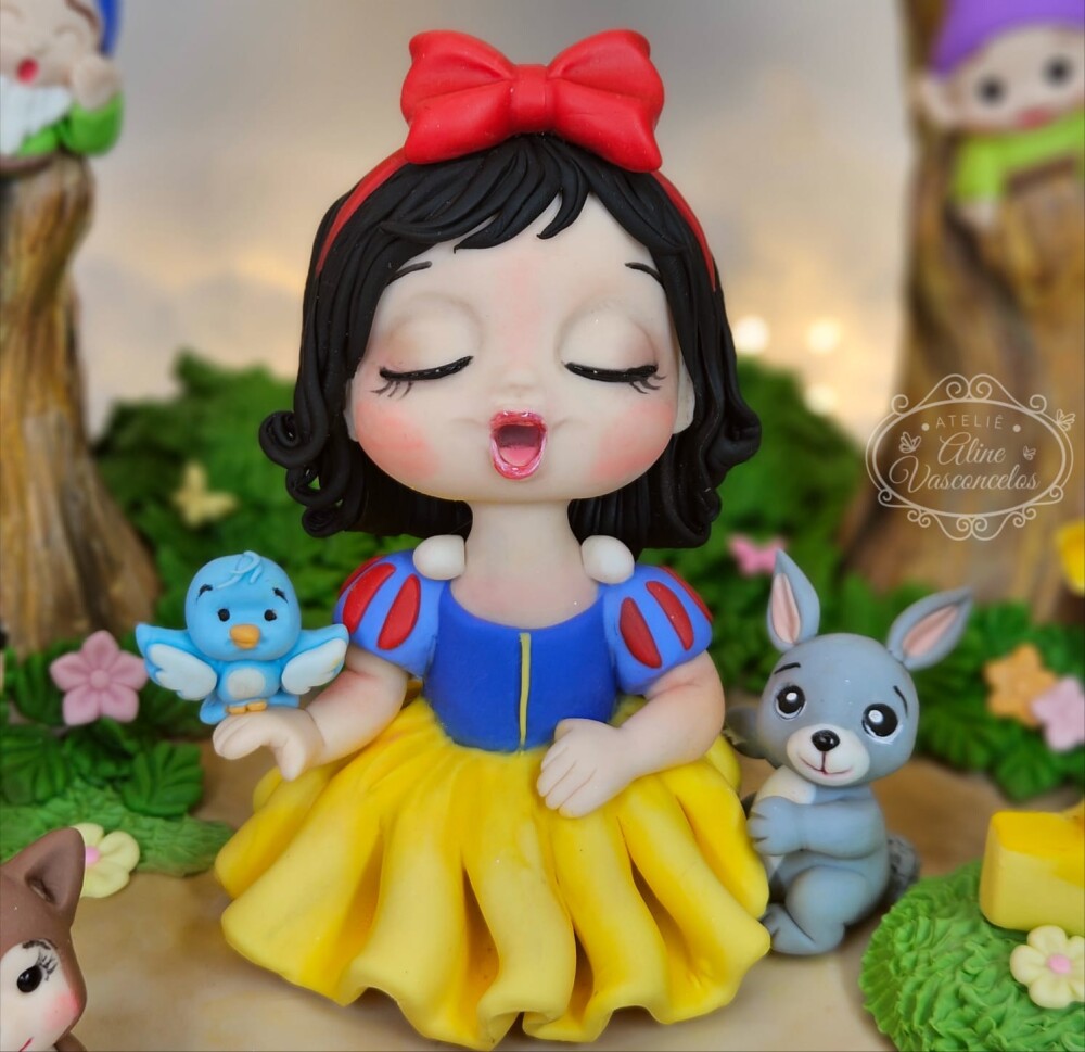 Topo de Bolo Cenário Branca de Neve e os Sete Anões personaliza