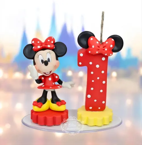 Mini Topo de Bolo Minnie Vermelha em Biscuit/ Vela Minnie