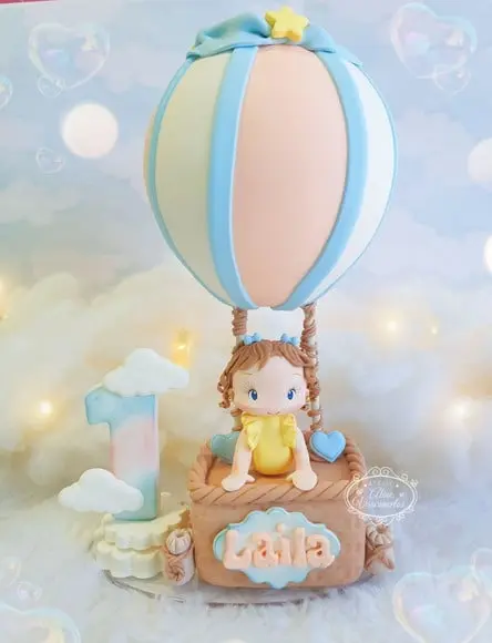 Topo de Bolo Balão Ar Quente Personalizado em Biscuit