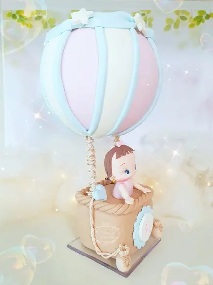 Topo de Bolo Balão Ar Quente Personalizado em Biscuit