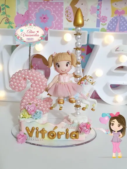 Topo de Bolo Carrossel Personalizado em Biscuit