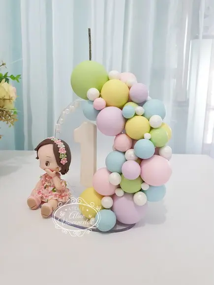Topo de Bolo Criança Personalizada em Biscuit