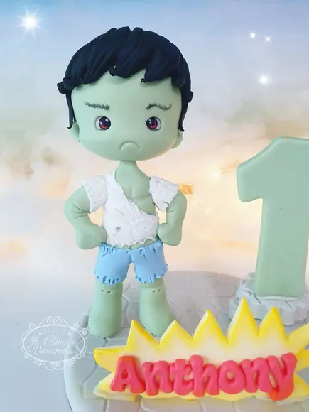 Topo de Bolo Hulk (vingadores) em Biscuit