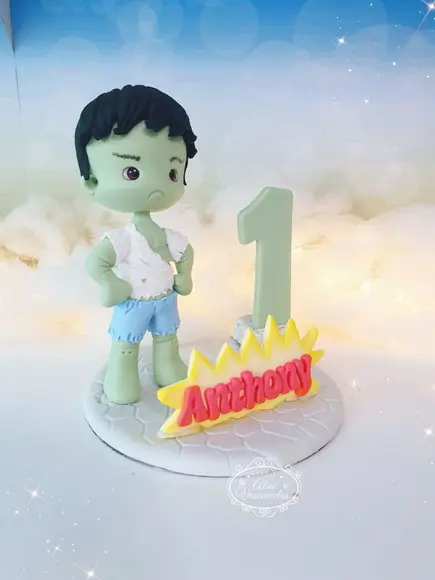 Topo de Bolo Hulk (vingadores) em Biscuit