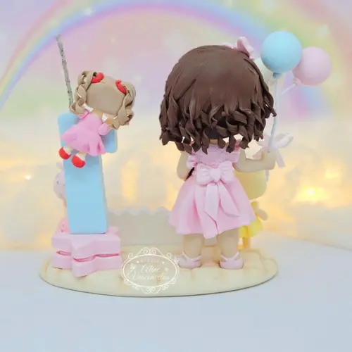 Topo de Bolo Metoo Doll em Biscuit