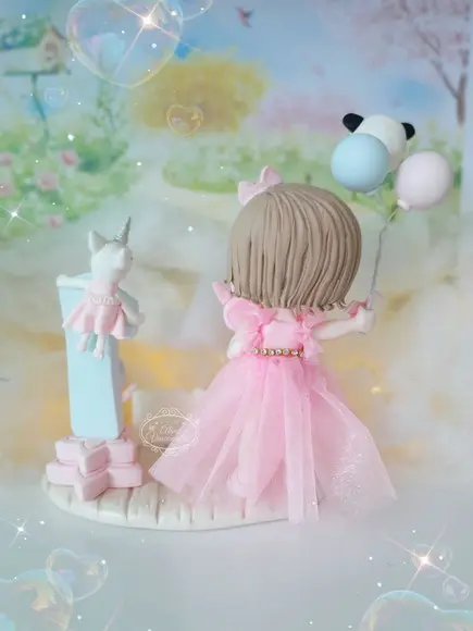 Topo de Bolo Metoo Doll em Biscuit