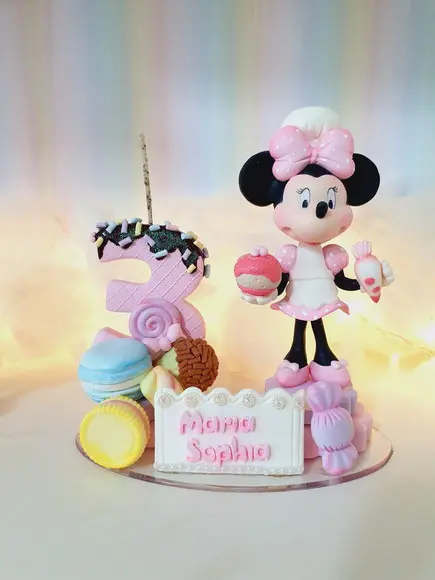 Topo de Bolo Minnie Confeiteira em Biscuit