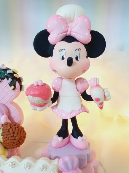 Topo de Bolo Minnie Confeiteira em Biscuit