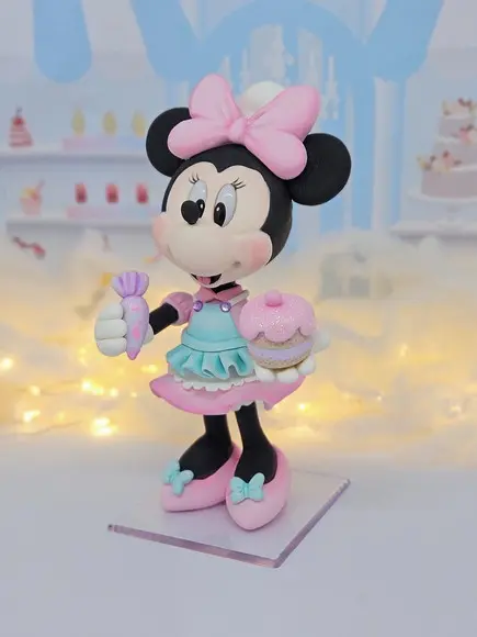 Topo de Bolo Minnie Confeiteira em Biscuit