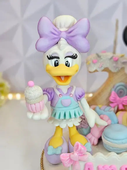 Topo de Bolo Minnie e Margarida Confeiteiras em Biscuit