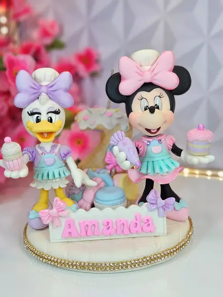 Topo de Bolo Minnie e Margarida Confeiteiras em Biscuit