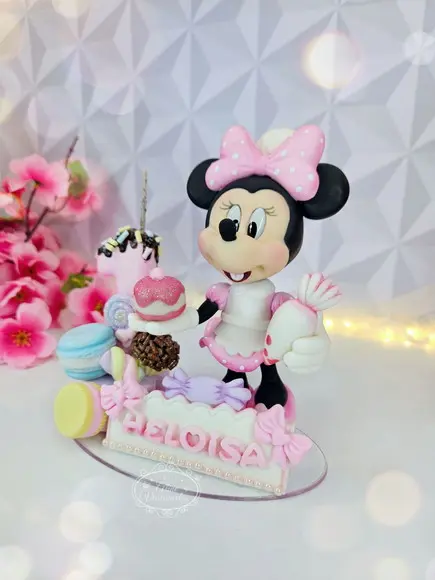 Topo de Bolo Minnie Confeiteira em Biscuit