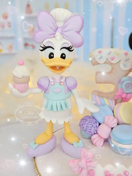 Topo de Bolo Minnie e Margarida Confeiteiras em Biscuit