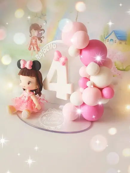 Topo de Bolo Minnie Mouse Personalizada em Biscuit