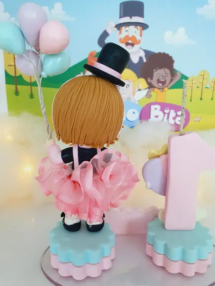 Topo de Bolo Mundo Bita Personalizado em Biscuit