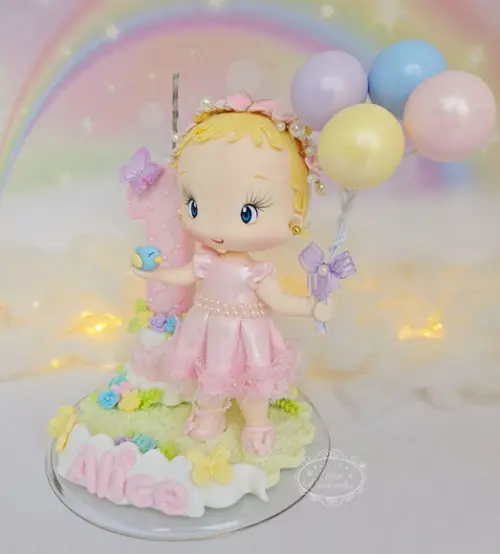 Topo de Bolo Personalizado Jardim Encantado em Biscuit