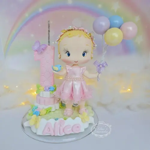 Topo de Bolo Personalizado Jardim Encantado em Biscuit