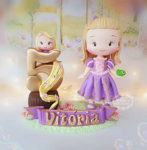 Topo de Bolo Rapunzel (personalizada ) em Biscuit