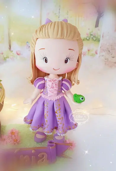 Topo de Bolo Rapunzel (personalizada ) em Biscuit