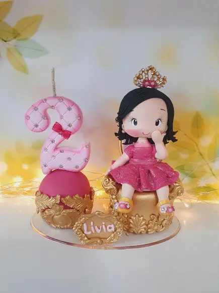 Topo de Bolo Realeza Personalizado em Biscuit