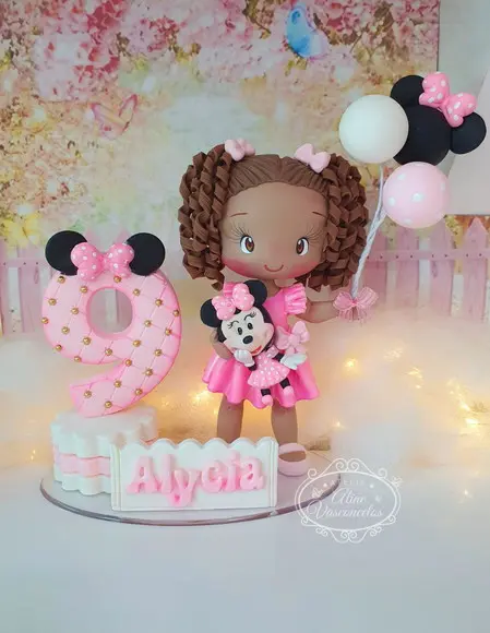 Topo de Bolo Tema Minnie Personalizada em Biscuit
